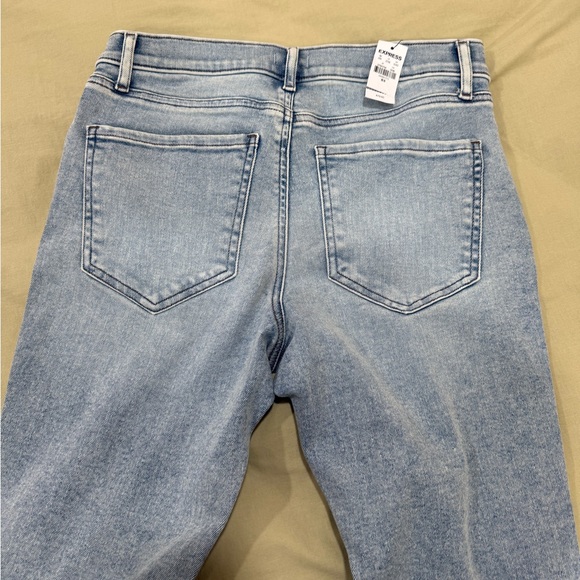 Express Light Wash Skinny Jeans - Picture 6 of 6